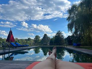 Gina Gershon feet photo thumbnail
