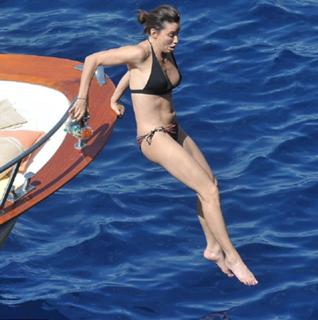 Gina Gershon feet photo thumbnail