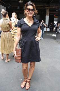 Gina Gershon feet photo thumbnail