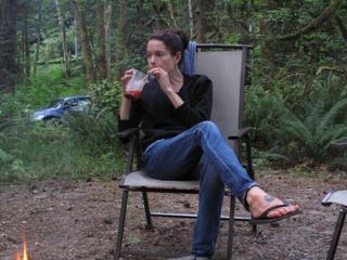 Gina Holden feet photo 9