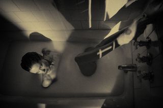 Gina Holden feet photo 10