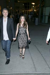 Gina Philips feet photo thumbnail