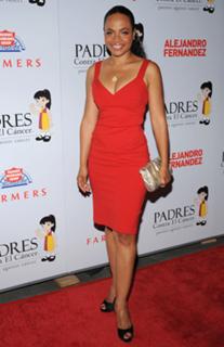 Gina Ravera feet photo 2