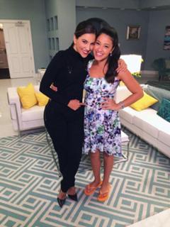 Gina Rodriguez feet photo thumbnail