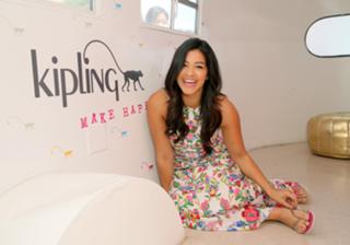 Gina Rodriguez feet photo thumbnail
