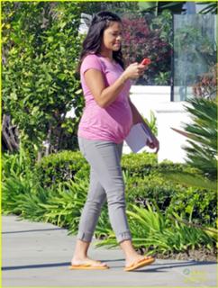 Gina Rodriguez feet photo thumbnail