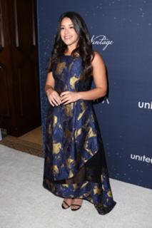 Gina Rodriguez feet photo thumbnail