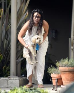 Gina Rodriguez feet photo thumbnail