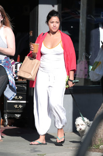 Gina Rodriguez feet photo thumbnail