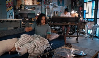 Gina Rodriguez feet photo thumbnail