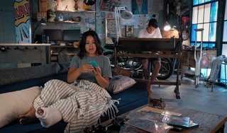 Gina Rodriguez feet photo thumbnail