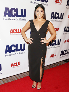 Gina Rodriguez feet photo thumbnail