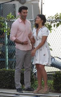 Gina Rodriguez feet photo thumbnail