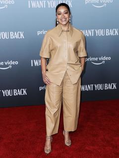 Gina Rodriguez feet photo thumbnail