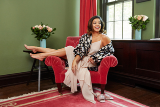 Gina Rodriguez feet photo thumbnail