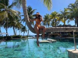 Gina Rodriguez feet photo thumbnail