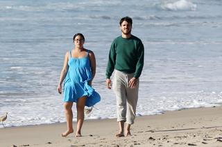 Gina Rodriguez feet photo thumbnail