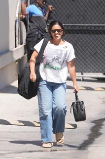 Gina Rodriguez feet photo thumbnail