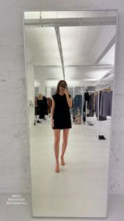 Gina Stiebitz feet photo 8