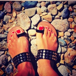 Gina Tognoni feet photo 12