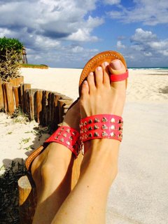 Gina Tognoni feet photo 7