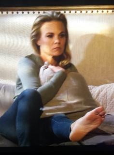 Gina Tognoni feet photo 1
