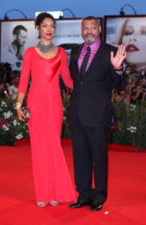 Gina Torres feet photo thumbnail