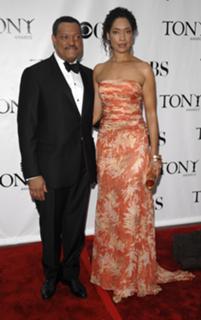 Gina Torres feet photo thumbnail