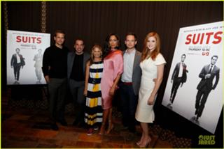 Gina Torres feet photo thumbnail