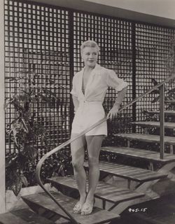 Ginger Rogers feet photo 4
