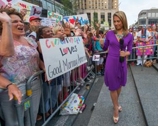 Ginger Zee feet photo thumbnail