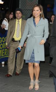 Ginger Zee feet photo thumbnail