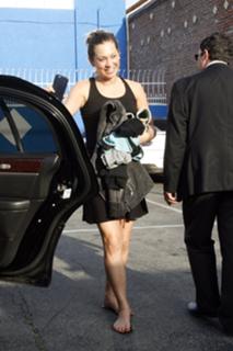 Ginger Zee feet photo thumbnail