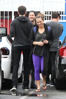 Ginger Zee feet photo thumbnail