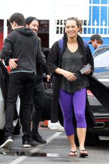 Ginger Zee feet photo thumbnail