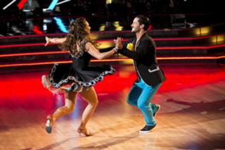 Ginger Zee feet photo thumbnail