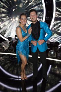 Ginger Zee feet photo thumbnail