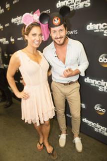 Ginger Zee feet photo thumbnail