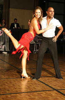 Ginger Zee feet photo thumbnail