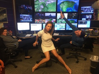 Ginger Zee feet photo thumbnail