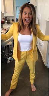 Ginger Zee feet photo thumbnail