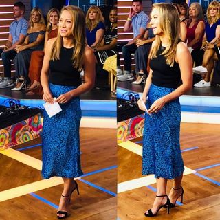 Ginger Zee feet photo thumbnail