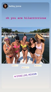 Ginger Zee feet photo thumbnail