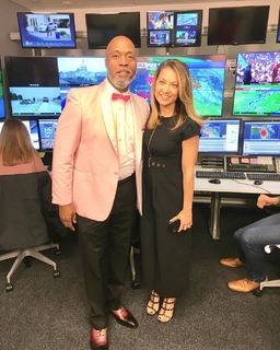 Ginger Zee feet photo thumbnail