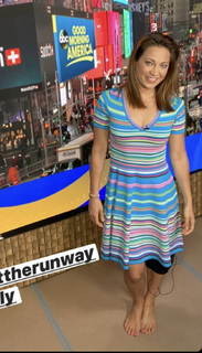 Ginger Zee feet photo thumbnail