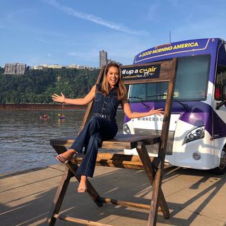 Ginger Zee feet photo thumbnail
