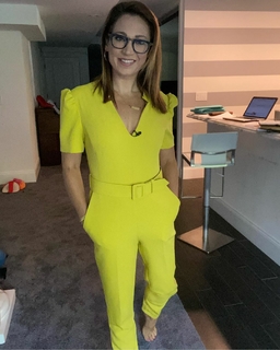 Ginger Zee feet photo thumbnail