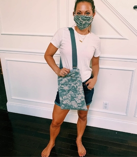 Ginger Zee feet photo thumbnail