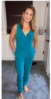 Ginger Zee feet photo thumbnail