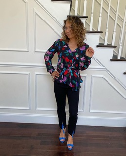 Ginger Zee feet photo thumbnail